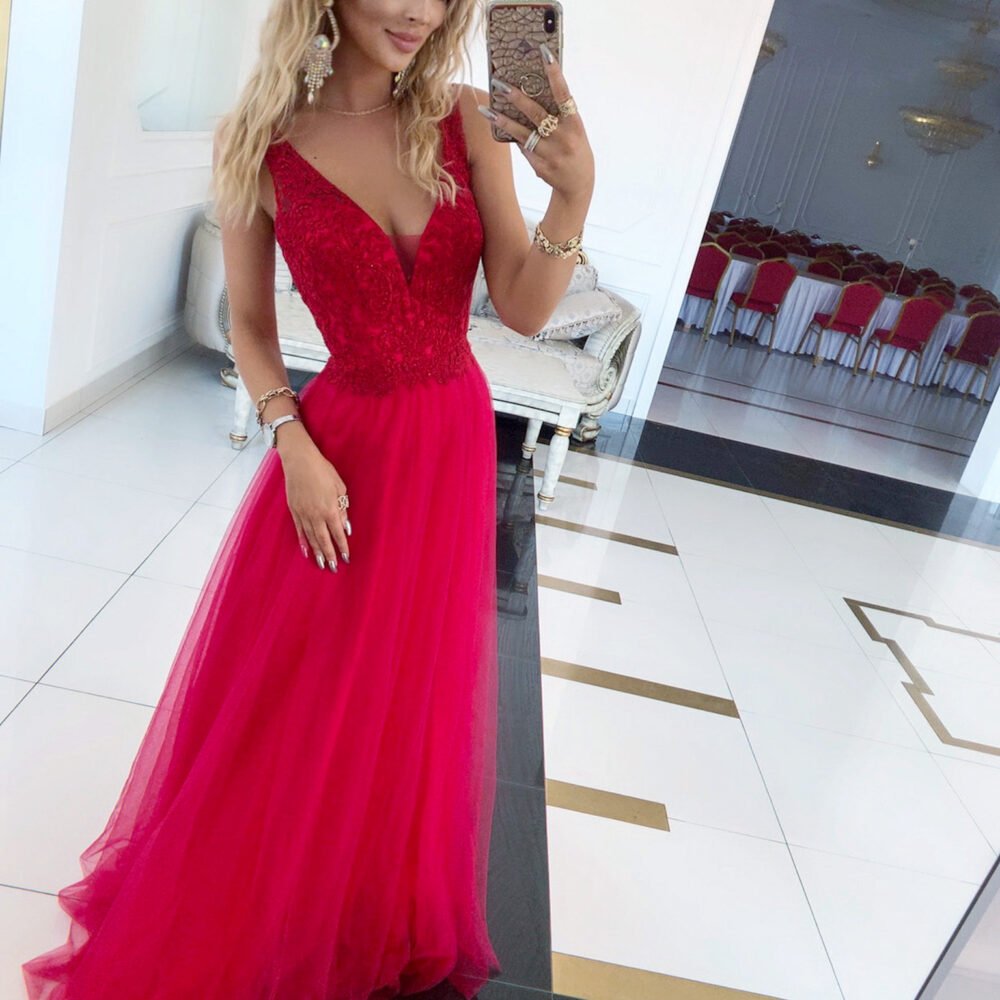 Proginė suknelė Tina