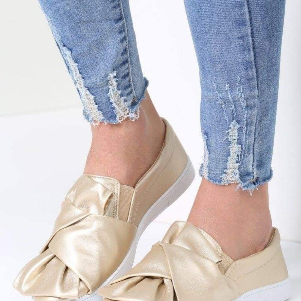 Bateliai aukso spalvos