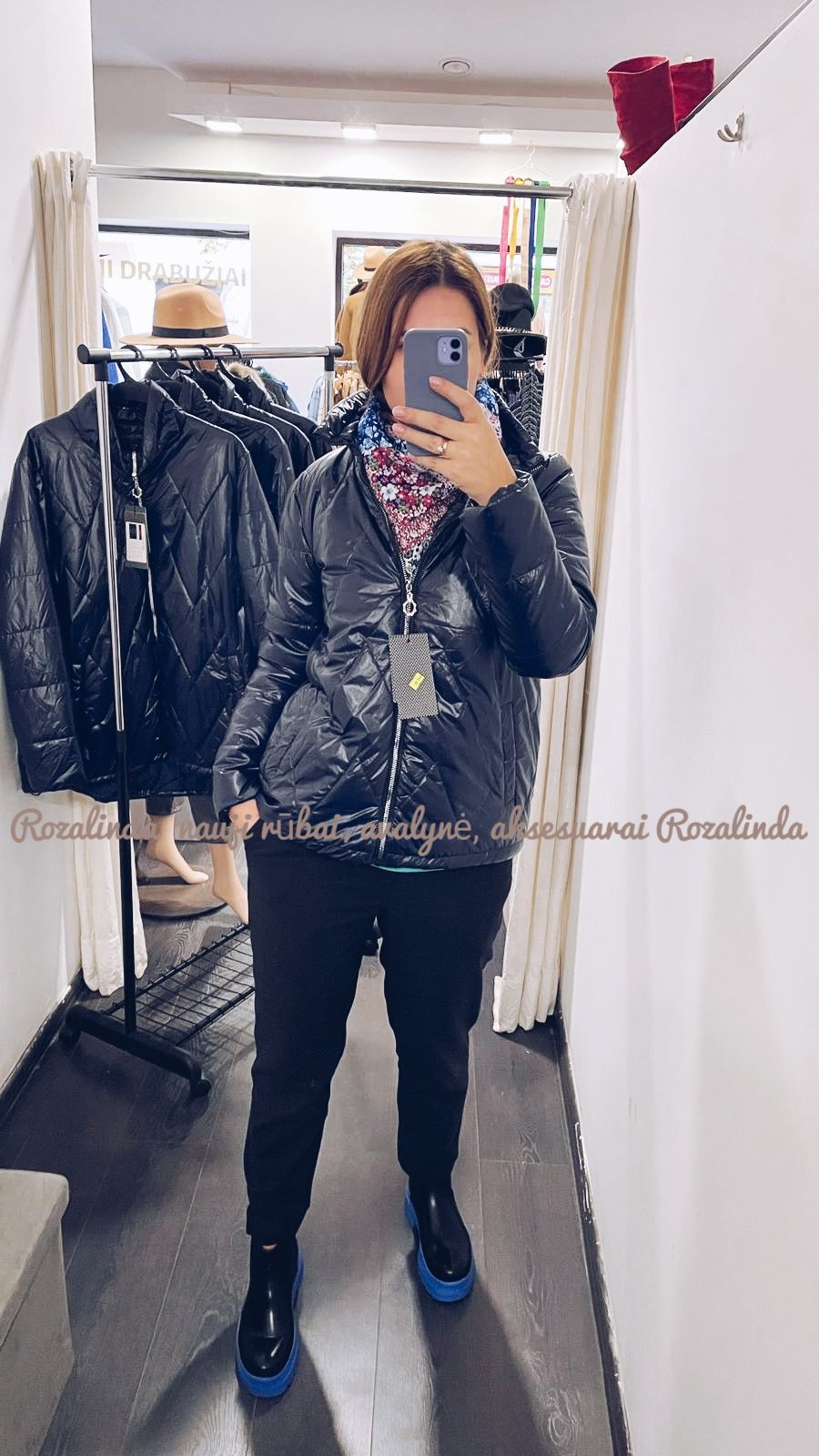 Lengva t.mėlyna striukė plius dydžio