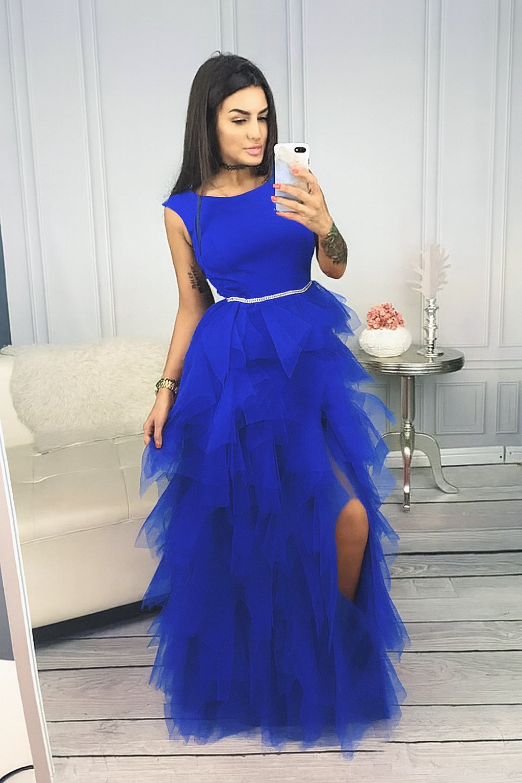 Ilga tiulinė suknelė „Karališkas debesėlis“ 34dydis