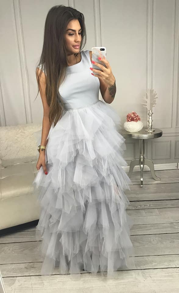 Ilga tiulinė suknelė „Sidabrinis debesėlis“