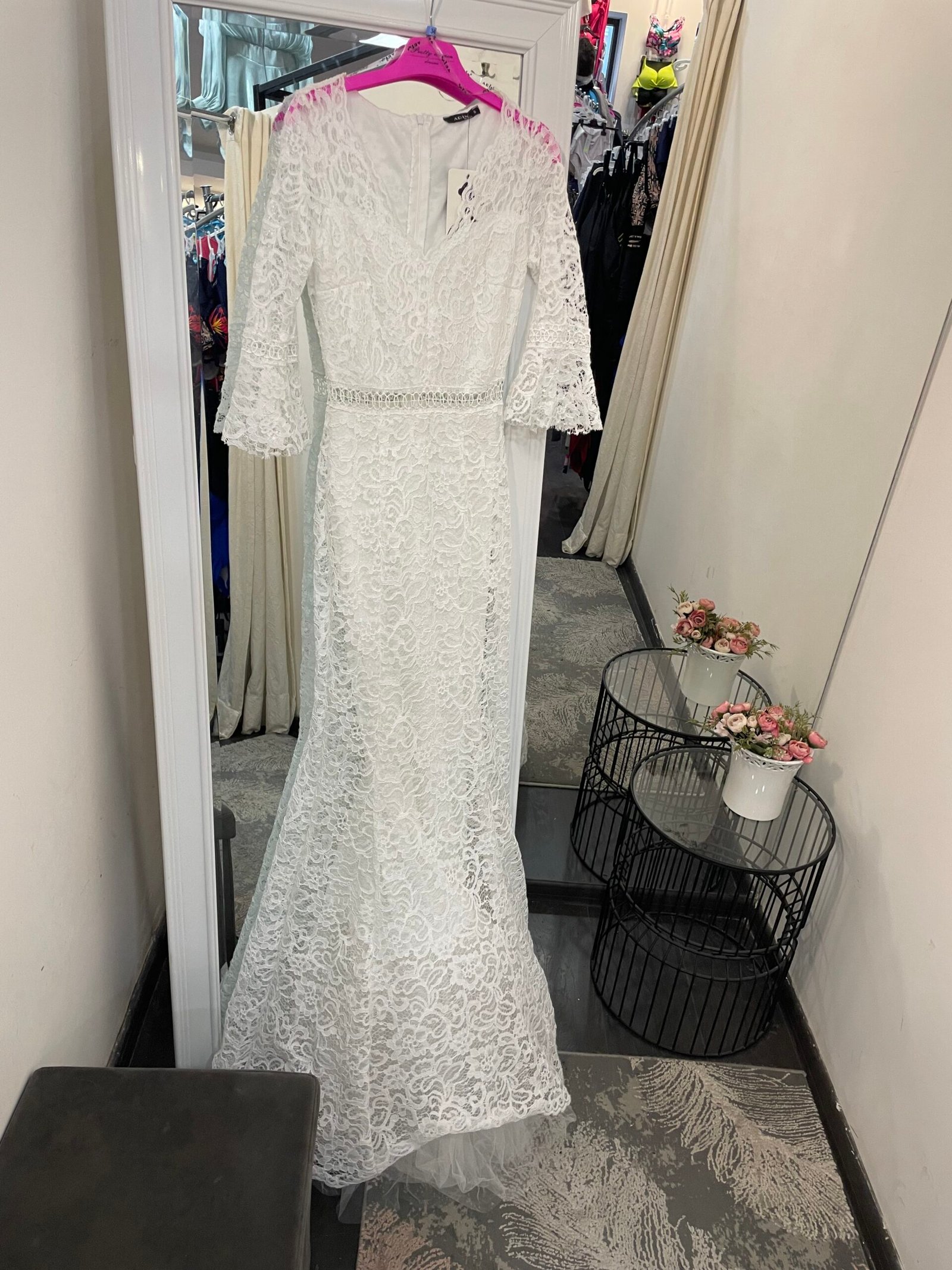 Balta nėriniuota suknelė „Baltoji undinėlė“ - Image 5