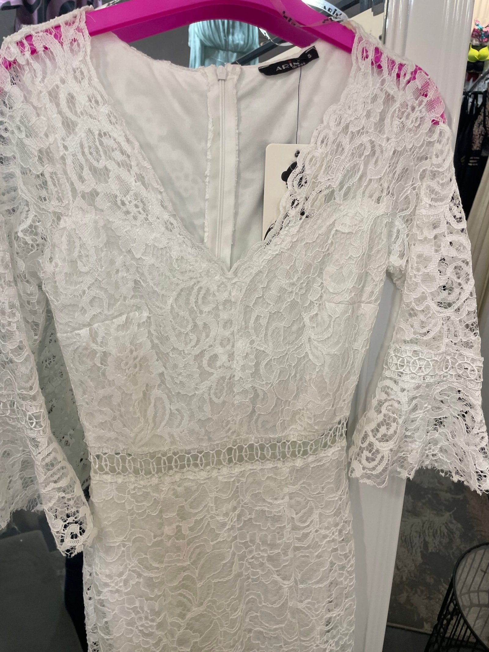 Balta nėriniuota suknelė „Baltoji undinėlė“ - Image 4