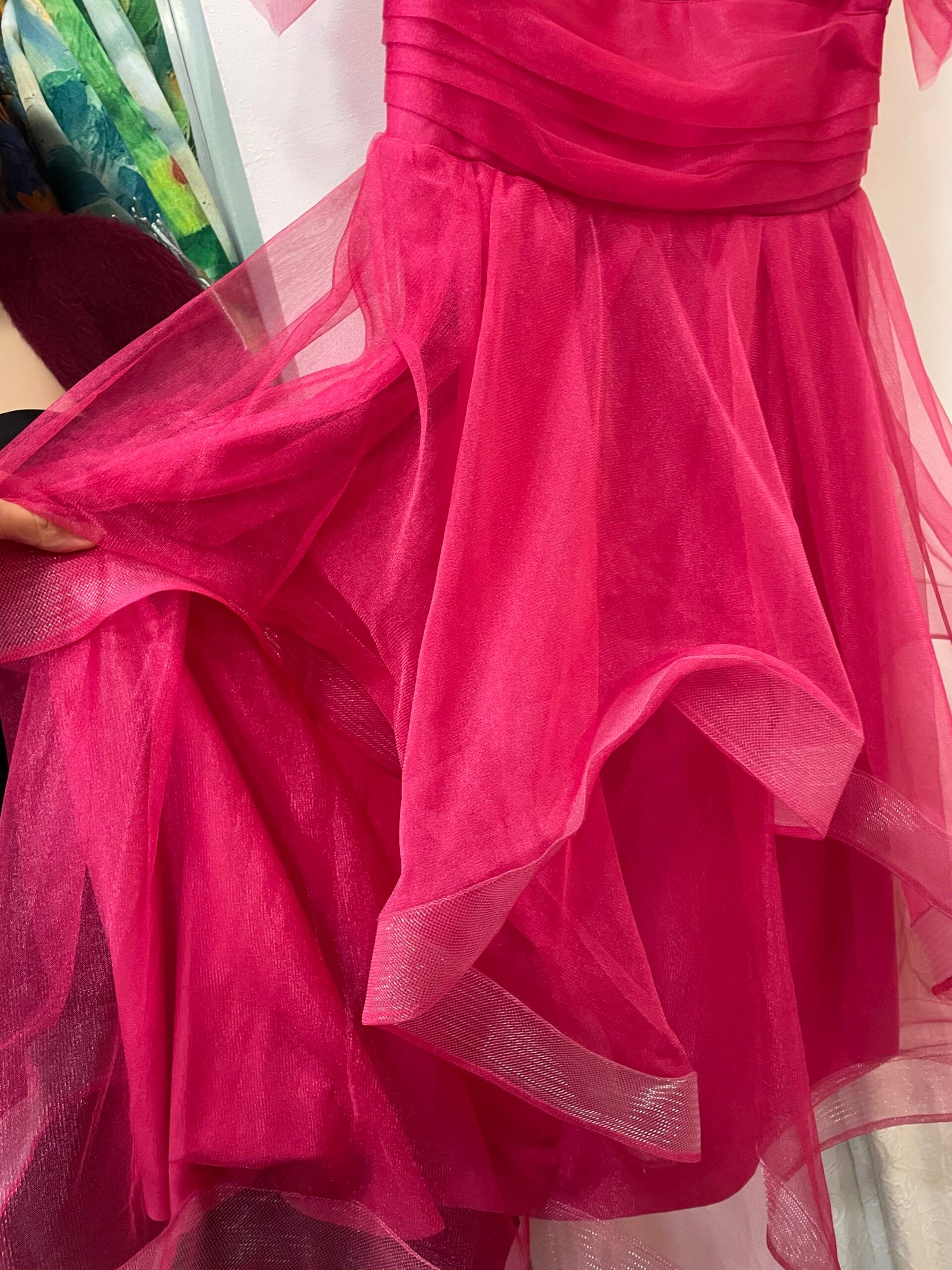 Midi tiulinė suknelė „Fuksijos svajonė“ - Image 4