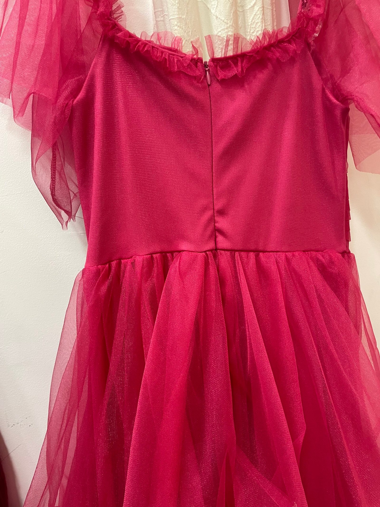 Midi tiulinė suknelė „Fuksijos svajonė“ - Image 5