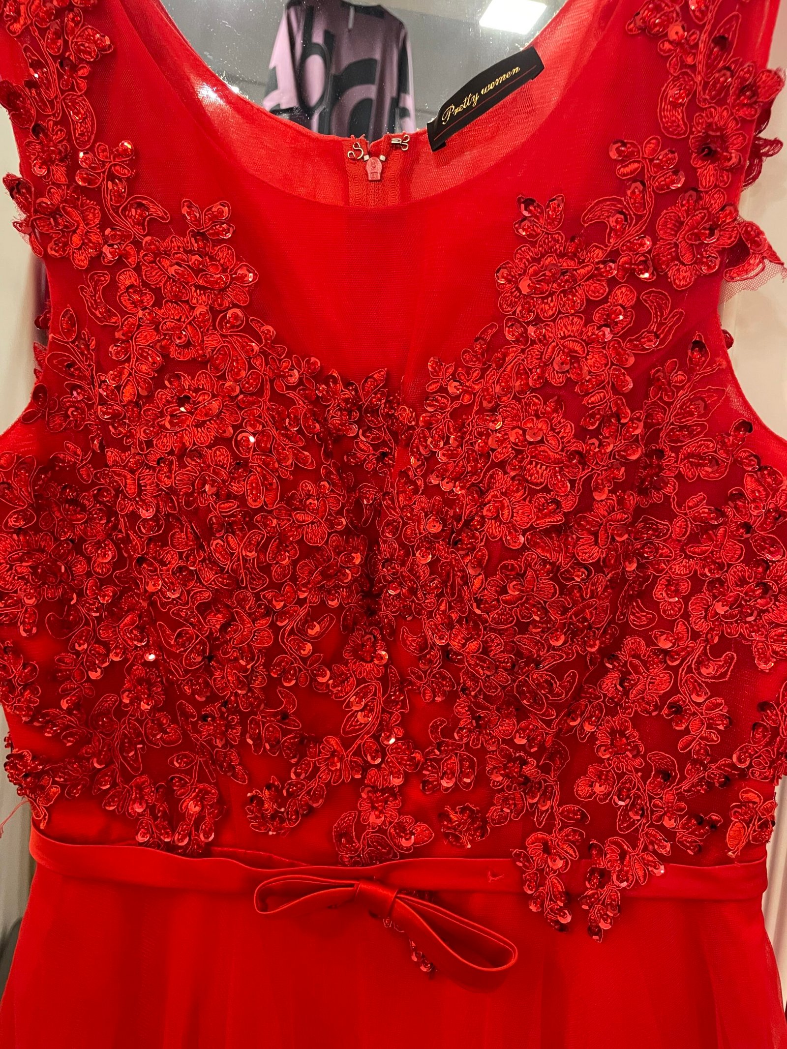 Ilga raudona tiulinė suknelė „Raudonasis žiedas“ 40 dydis - Image 4