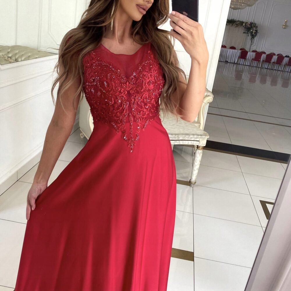 Ilga raudona suknelė su ažūriniu viršumi ir suvarstymu nugaroje, 40dydis